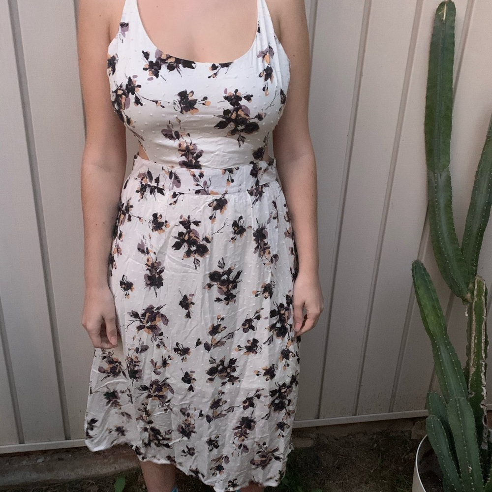Kitschen Floral cut-out strappy dress